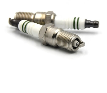 購入 Q6RTIP-13元のイリジウム プラチナ点火プラグはFAWマツダ車NGK BP6EFS Bosch H6DC Autolite 103のチャンピオンS10YCCを取り替える オンライン製造