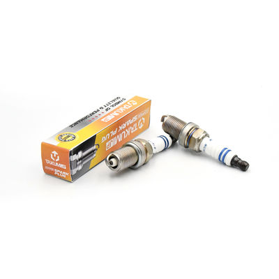 購入 5304 5303 3764 BKR5EIX-11 FR8DC RC10YC BKR6EIX-11 AG54 BKR6EGP PK20TT K6RTCのためのTakumiのイリジウムの点火プラグIK20 IK16 オンライン製造