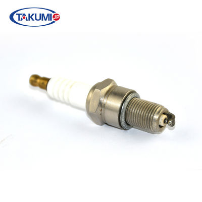 タクミ R8F12-79 スパークプラグ チャンピオン RN2C スパークプラグ イリジウムチップ RN79G / デンソー GE3-1 GE3-5A / ボッシュ 731 の交換