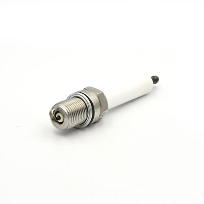 高性能の産業点火プラグRB77WPCC KB77WPCC FB77WPCC DENSO GI3-1 GI3-3 GI3-5 ALTRONIC L1863IP BG RB777-1