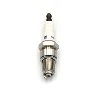 本物の自動車部品の高性能のオートバイの点火プラグB7ETC OEM BP7HS W22ESRU